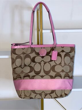 Coach Vintage Pink Signature Tote